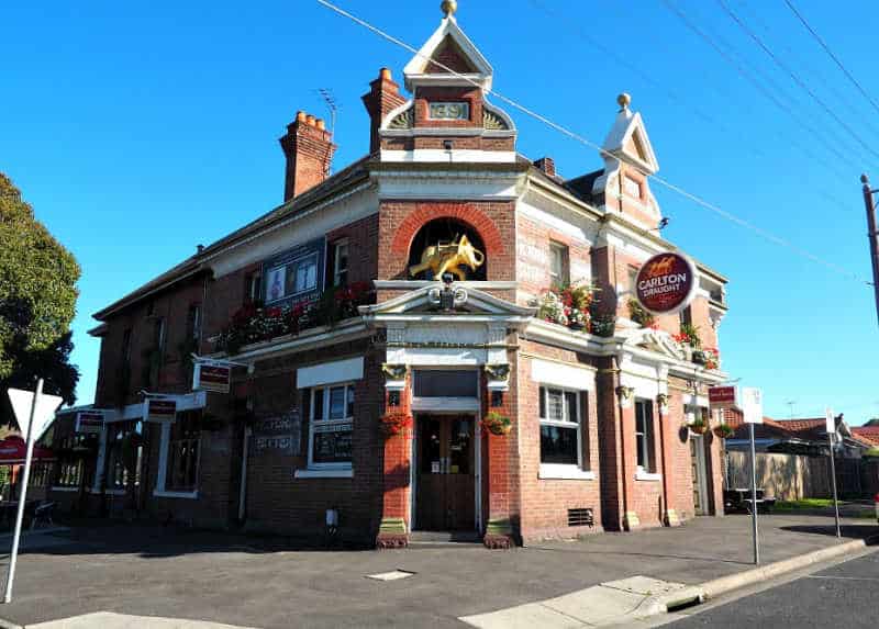 The Elephant and Castle one of the best Geelong Pubs