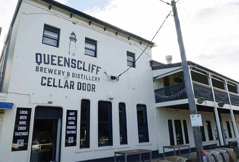 Queenscliff Distillery Cellar Door with outdoor tables 