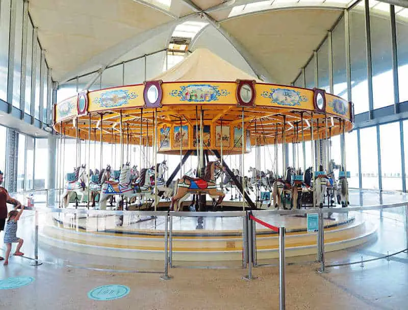 Pic of the historic carousel on the Geelong Waterfront.